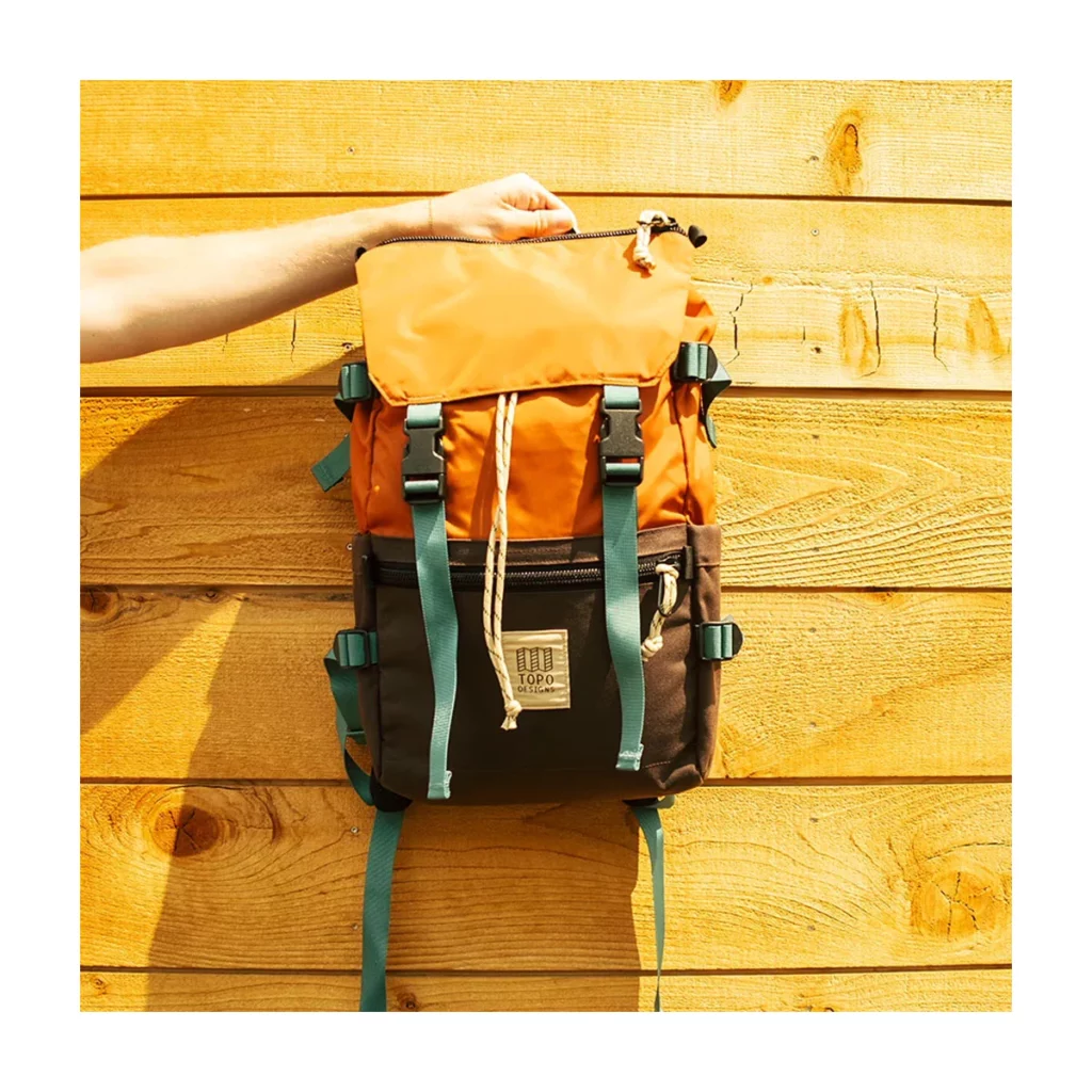 Sac Rover Pack Classic Clay/Chocolate porté pour usage urbain et outdoor