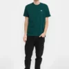 T-shirt Revolution 1425 PIZ Dark Petrol porté – style loose streetwear.