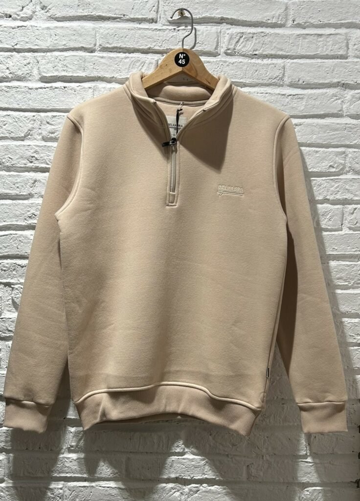 Pull trucker Belharra beige à col 1/4 zip, vue avant