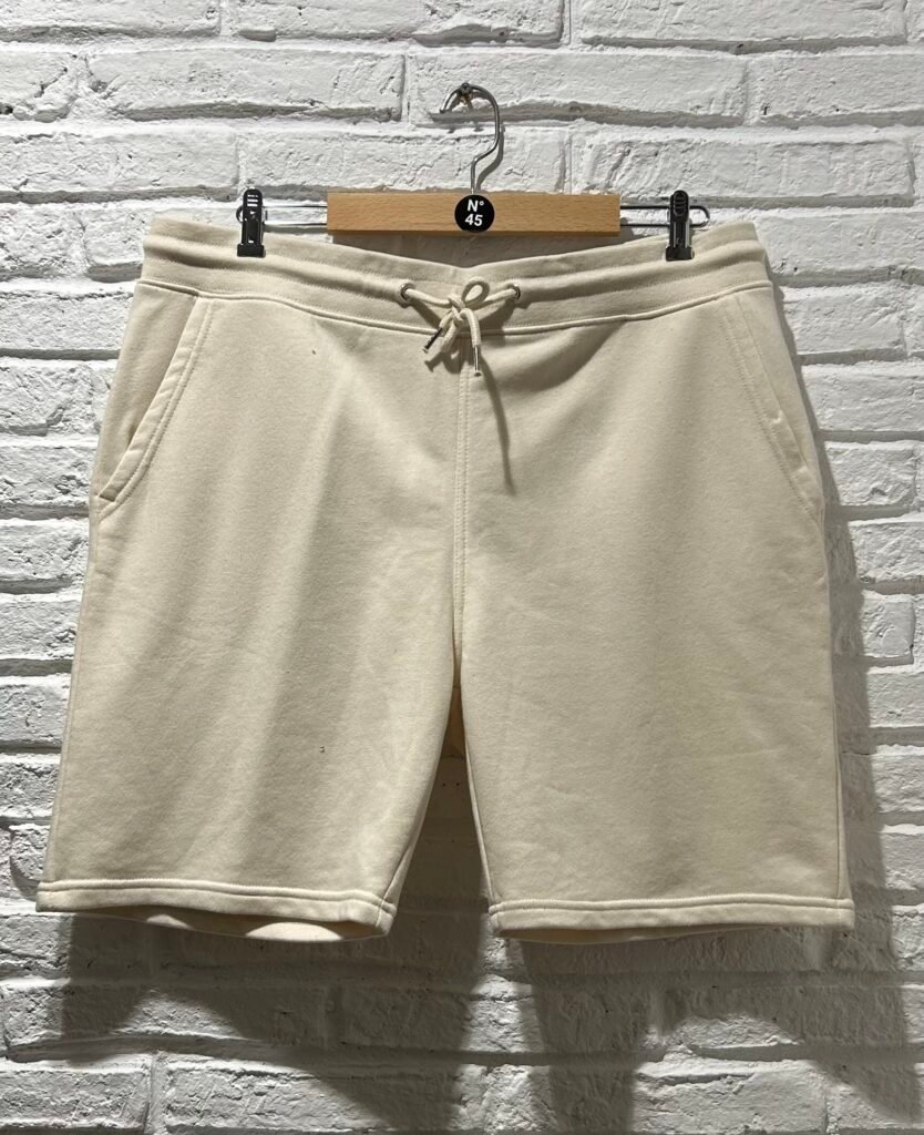 Short beige Saint Viateur en coton vue de face