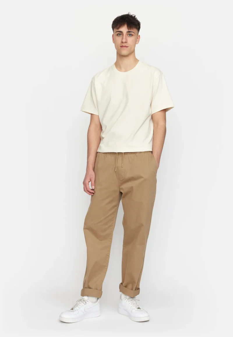 REVOLUTION – PANTALON – 5871 CASUAL TROUSERS – Dark khaki